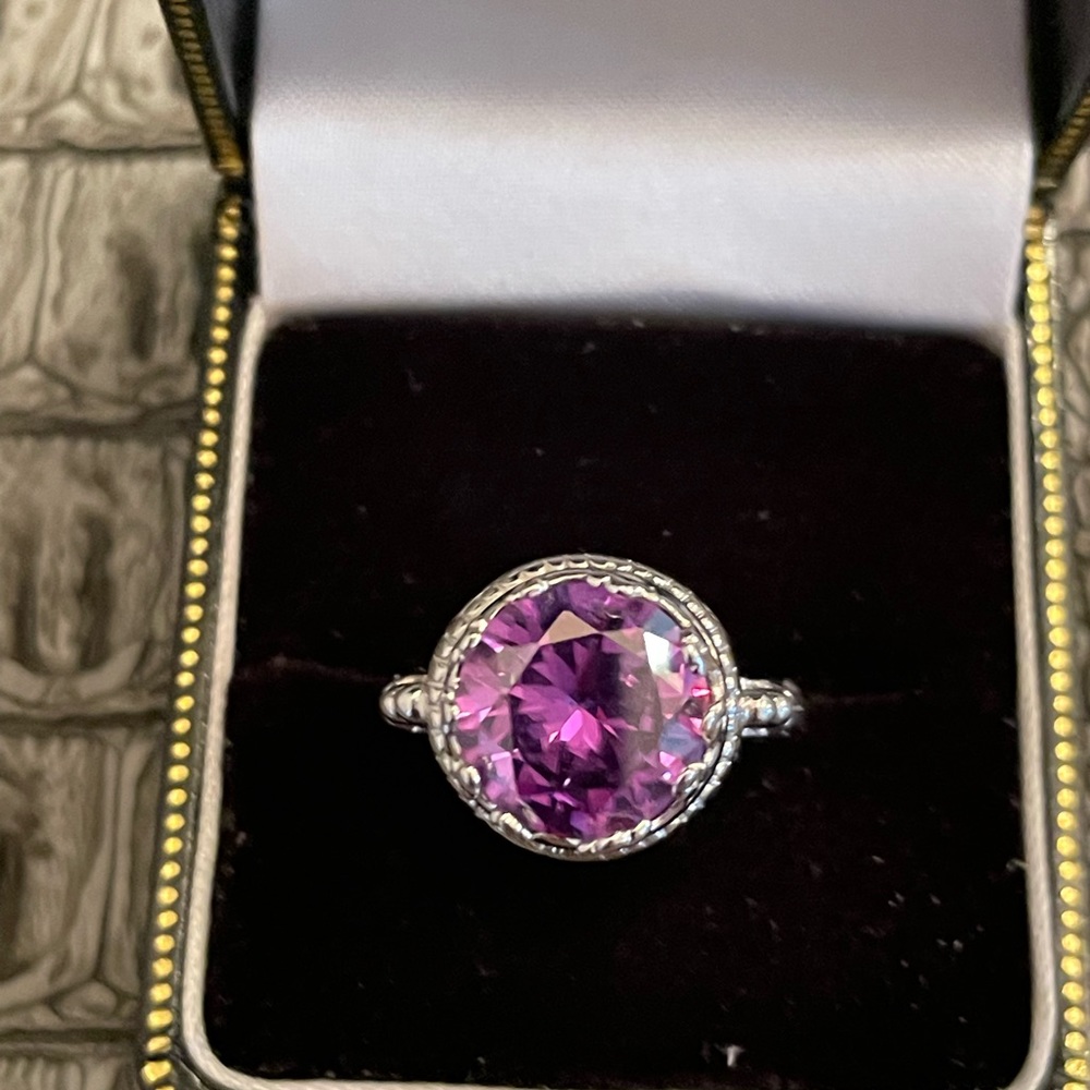 Solid Sterling Silver And Amethyst Ring Size 7 - image 7